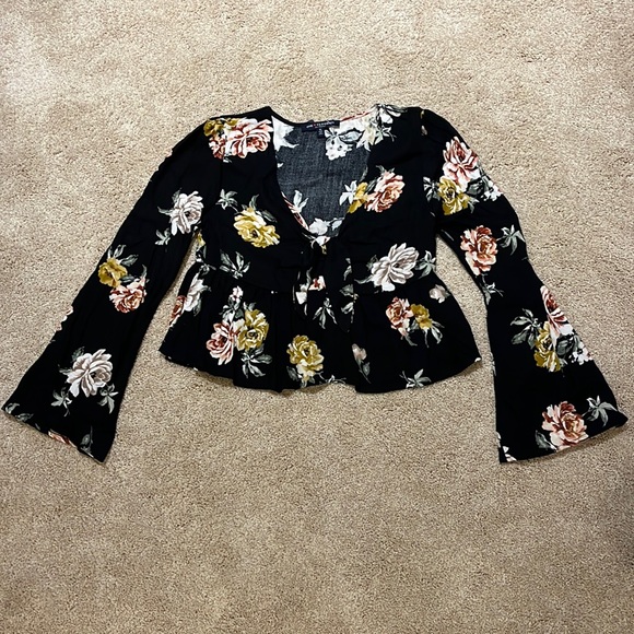 Long Sleeve Crop Top- Bell Sleeves, Ruffled Bottom- Small - Picture 1 of 5